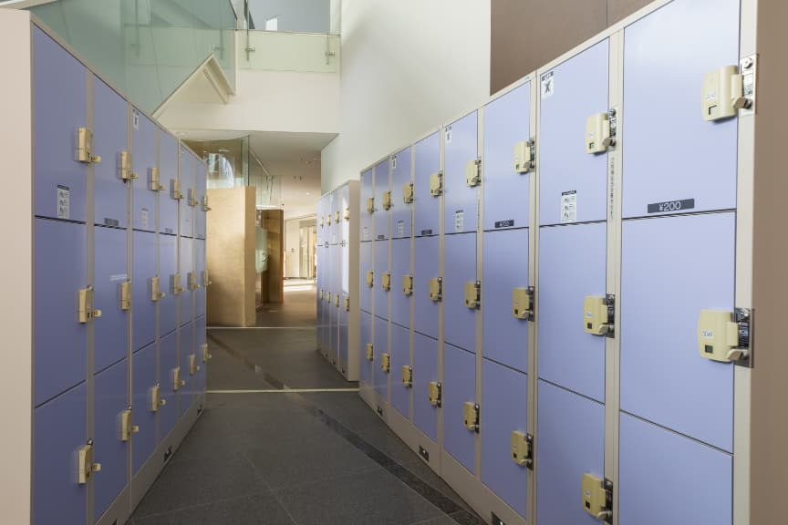 Coin Lockers (1st Floor)